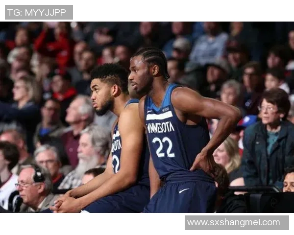 足球赢球欢呼的背后故事与激情瞬间揭秘